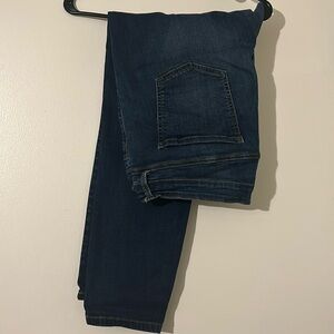 Dark wash skinny jeans